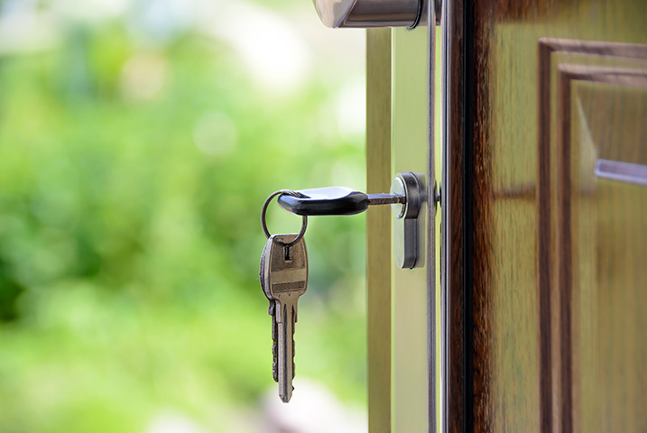 A2B Locks are able to provide local locksmiths in Snaresbrook to repair your broken locks. 